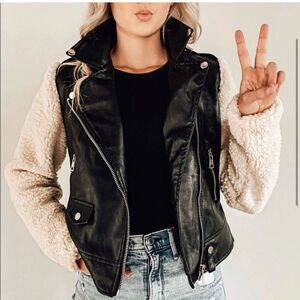 Kell Parker‎ Women's Black Biker Jacket L Faux Leather Sherpa Sleeves